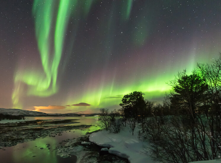 Polarlicht, Leuchten über dem Fjord 