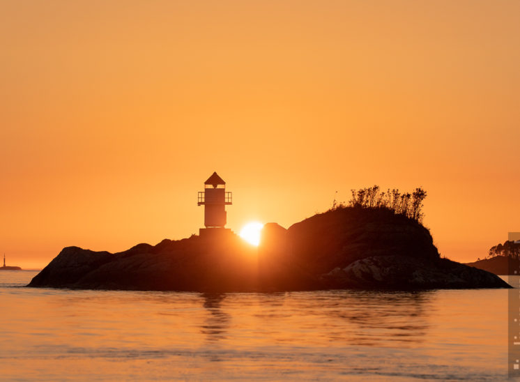 Leuchtturm im Sonnenuntergang