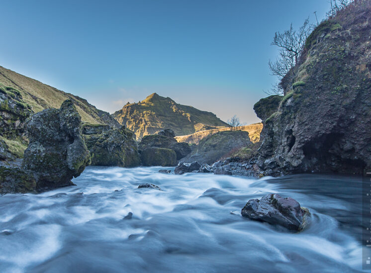 Oberhalb des Wasserfalls