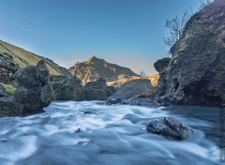 Oberhalb des Wasserfalls