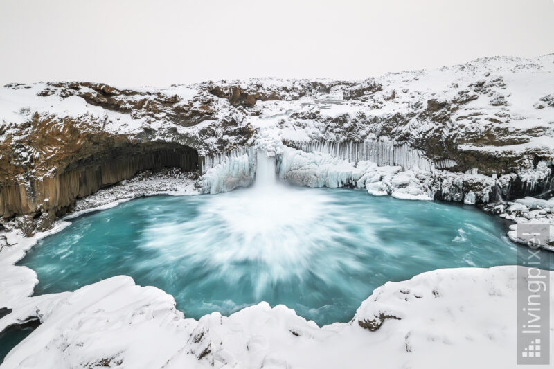 Aldeyjarfoss im Winter